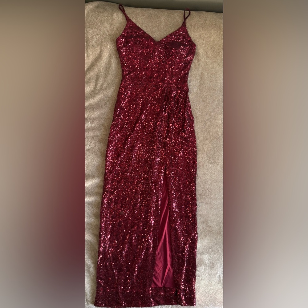 Windsor Burgundy Sequin Prom Dress